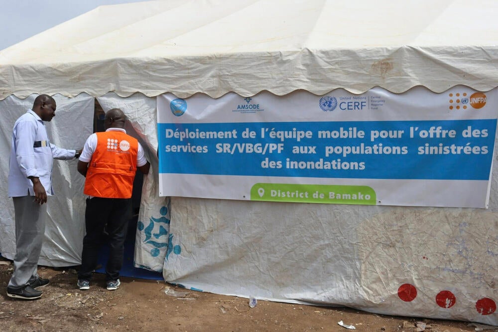 Clinique mobile sur le site