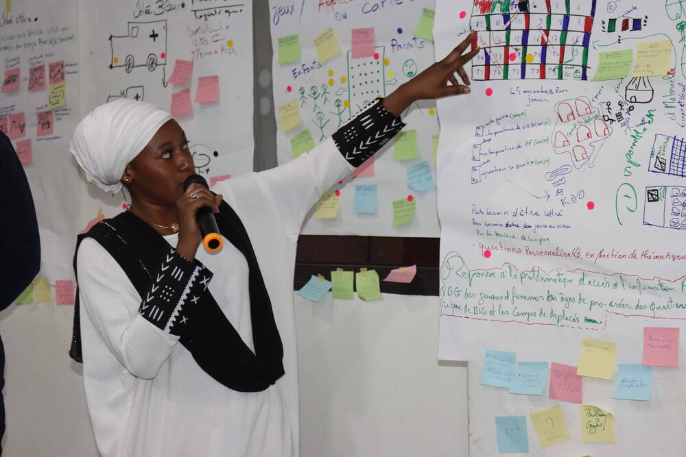 A representative from a CSO in Mali explains a promising idea during a Design Sprint workshop