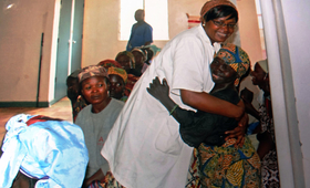 A woman hugs a health worker after her successful fistula repair surgery. ©UNFPA Cameroon