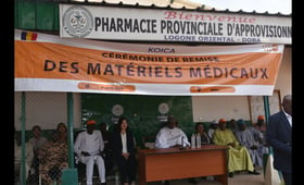 une cérémonie de remise d’équipements médicaux d’une valeur de 245 000 USD à la délégation provinciale de santé du Logone Orient
