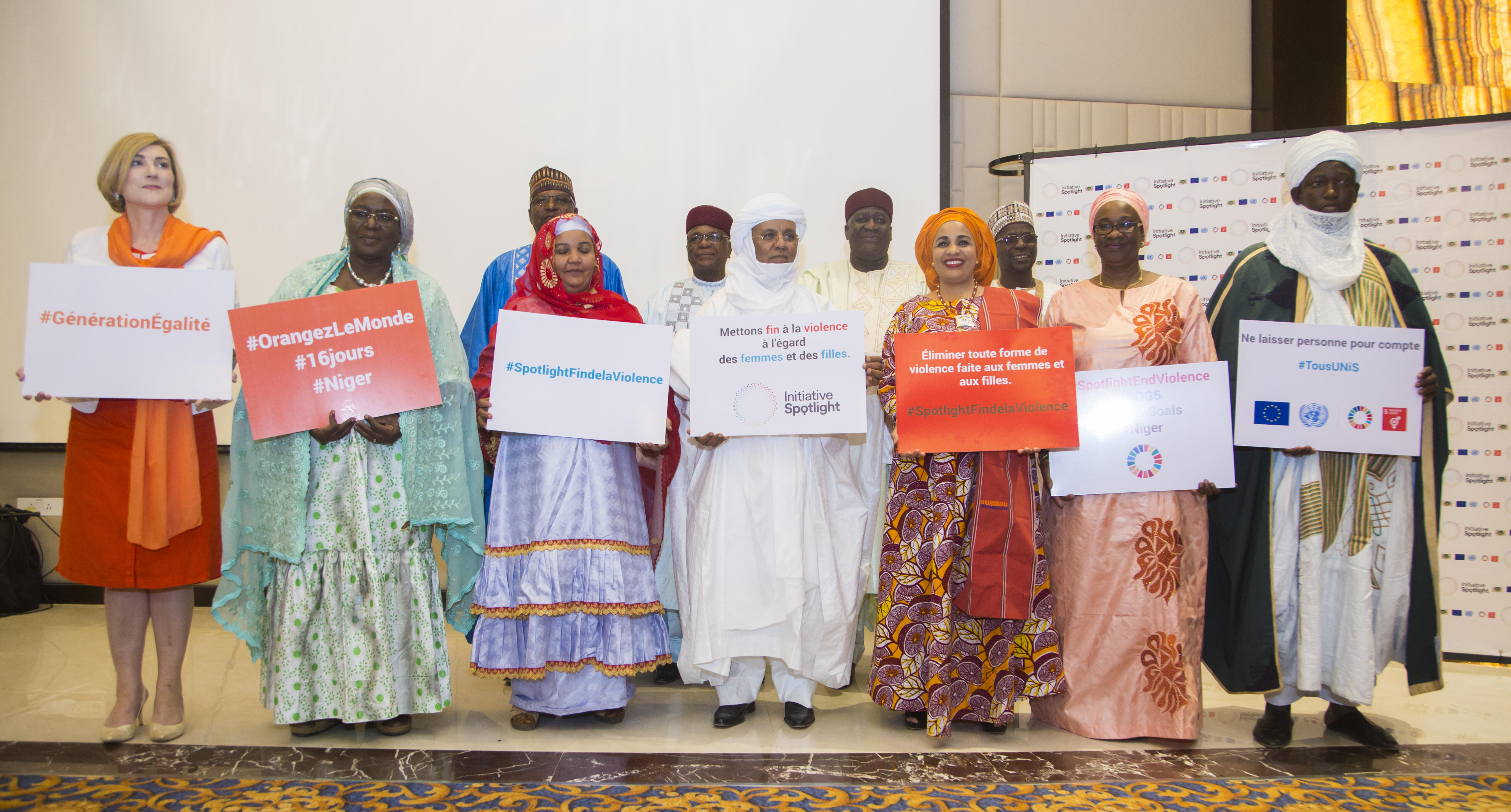 © Spotlight Initiative Niger/2019/Aboubacar Magagi et légende Le Niger, l’Union Européenne et les Nations Unies unissent leurs efforts pour éliminer les violences à l’égard des femmes et des filles.