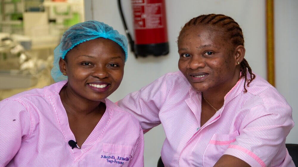 Armelle et  Kouassi, Sage-femmes de la Côte d'Ivoire