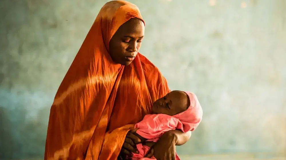 En Afrique, la lutte contre la mortalité maternelle et infantile fragilisée par le Covid-19 et l’insécurité